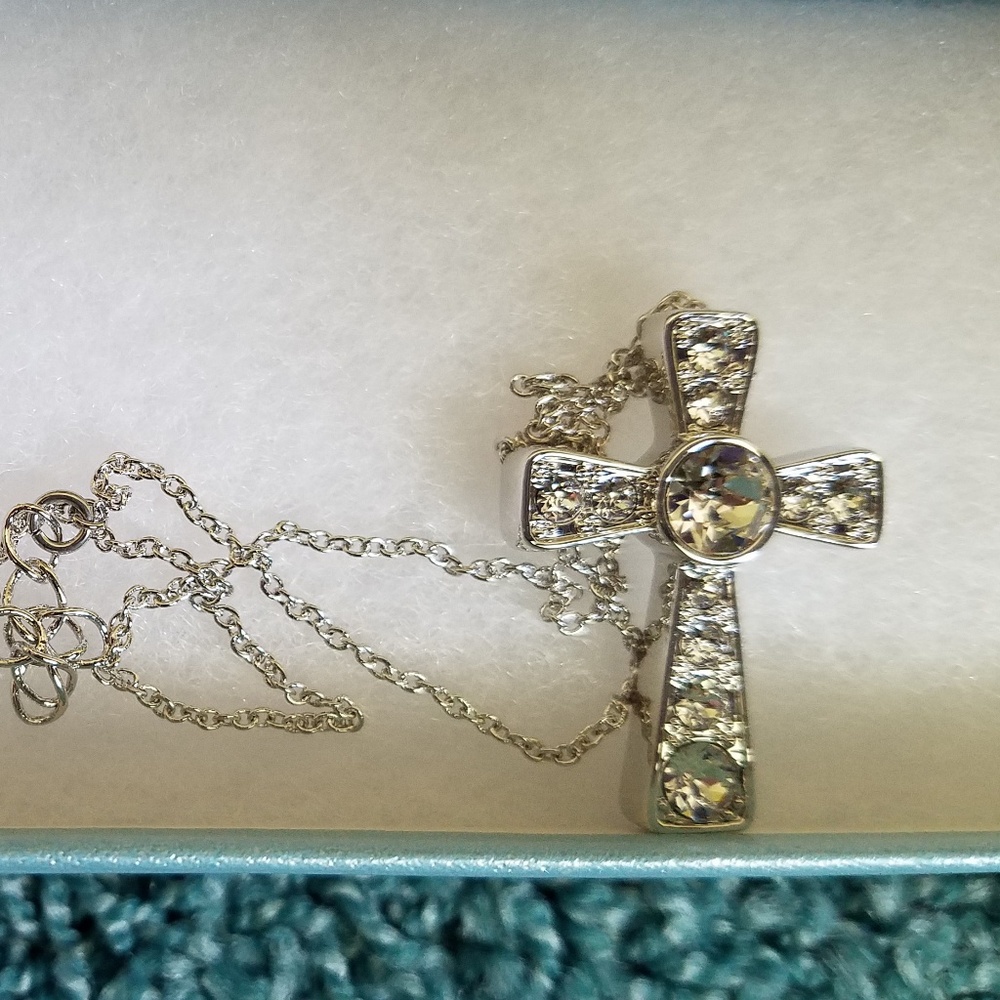 Touchstone Swarovski Crystal Trinity Necklace